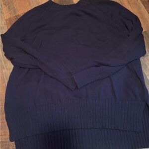 Old Navy Women's Deep Blue Crew Neck Sweater